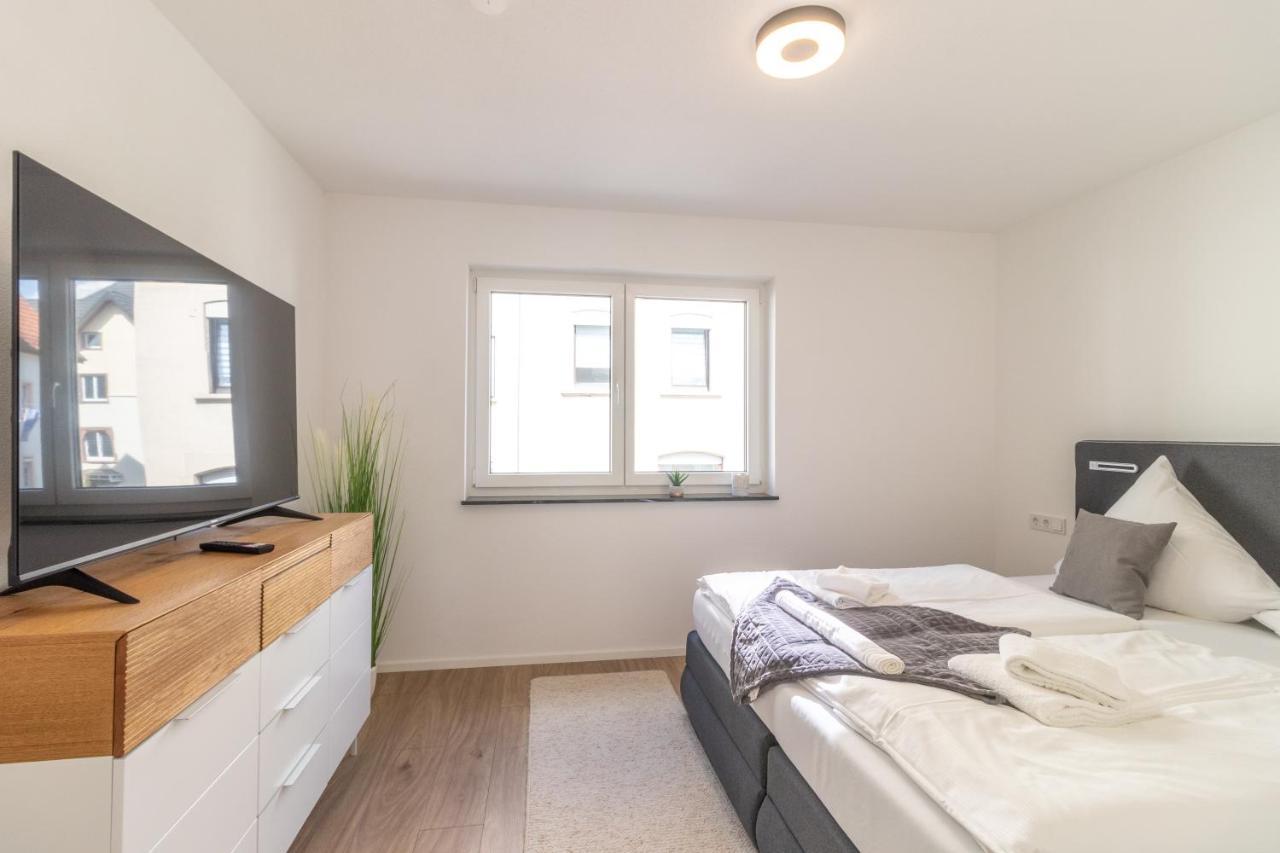 Unique: Zentrumsnahe 2 Zimmerwohnung In Villingen Mit Netflix 1 Og エクステリア 写真